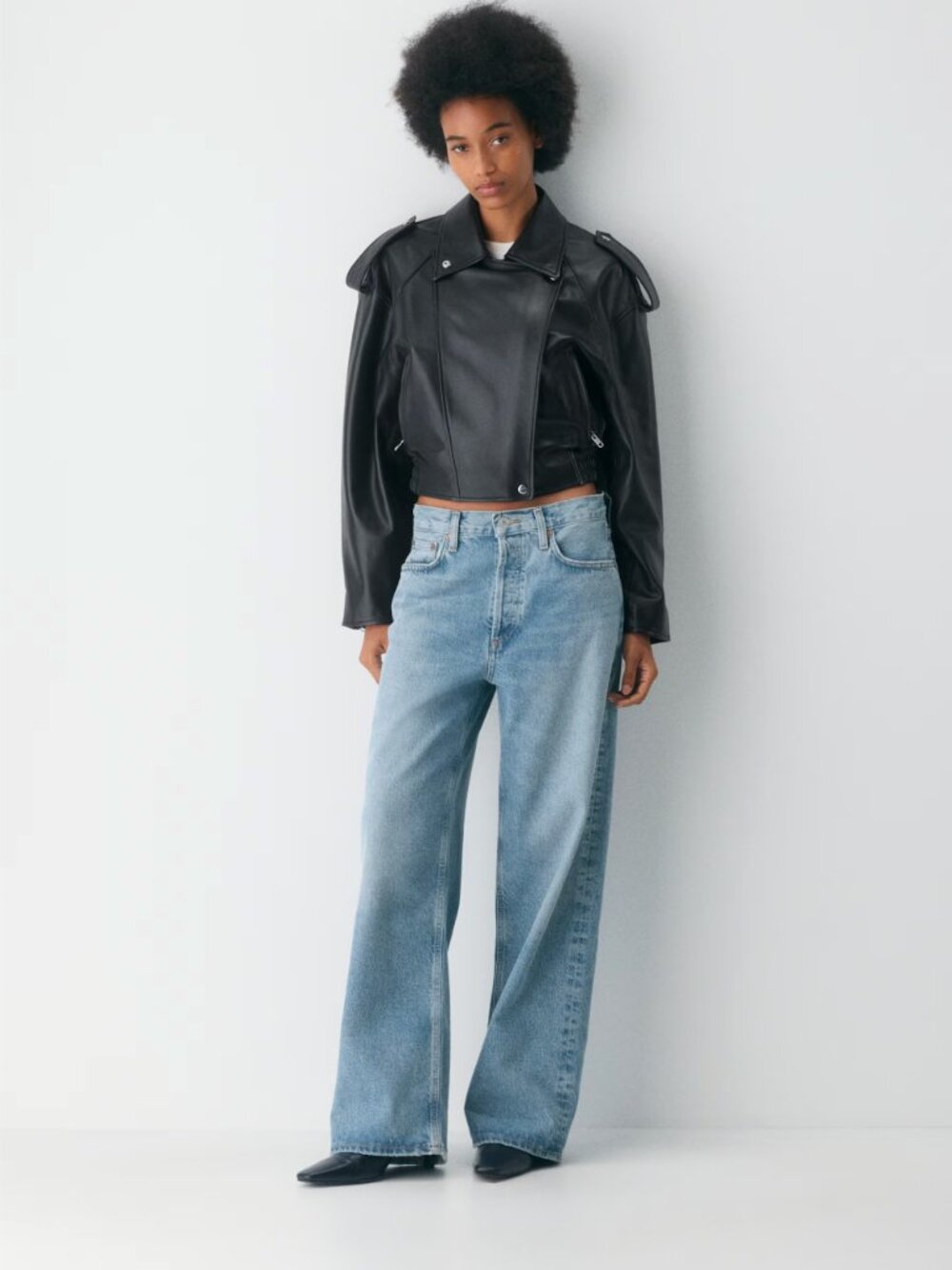 AGOLDE — Low-Slung Baggy Jeans — Libertine Light Indigo — Size 27 - Picture 5 of 10